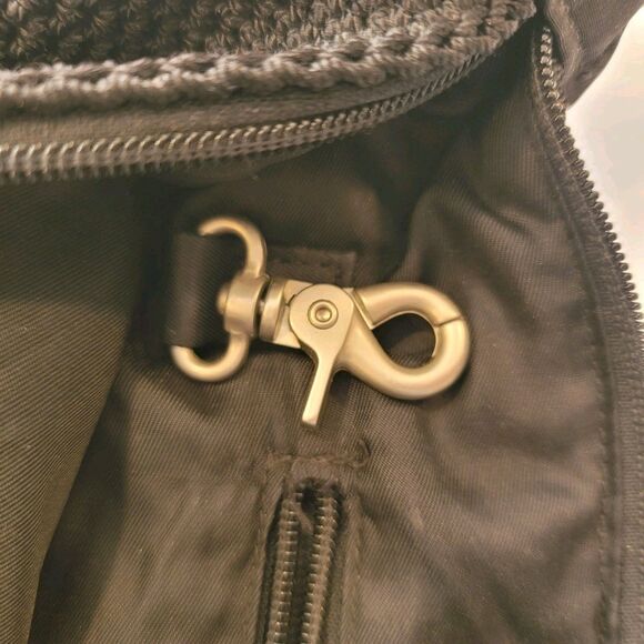 The SAK Crochet Shoulder Strap Hobo Bag Purse Knit Boho Zip Black Elliott Lucca - Picture 9 of 10